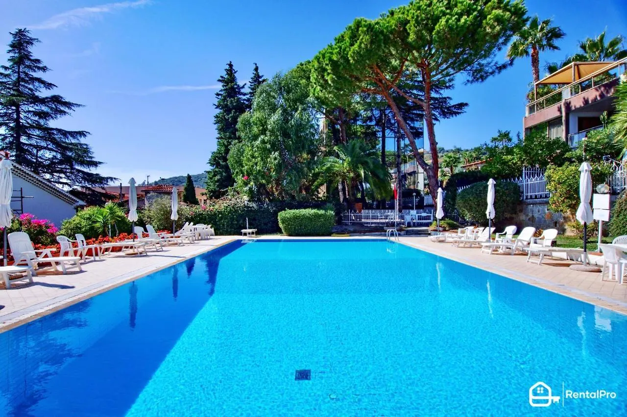 Appartement Free Parking-Sea View, With Pool & Garden à San Remo Italie
